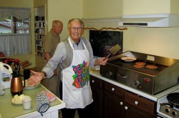 Aptos Knoll Breakfast Cook